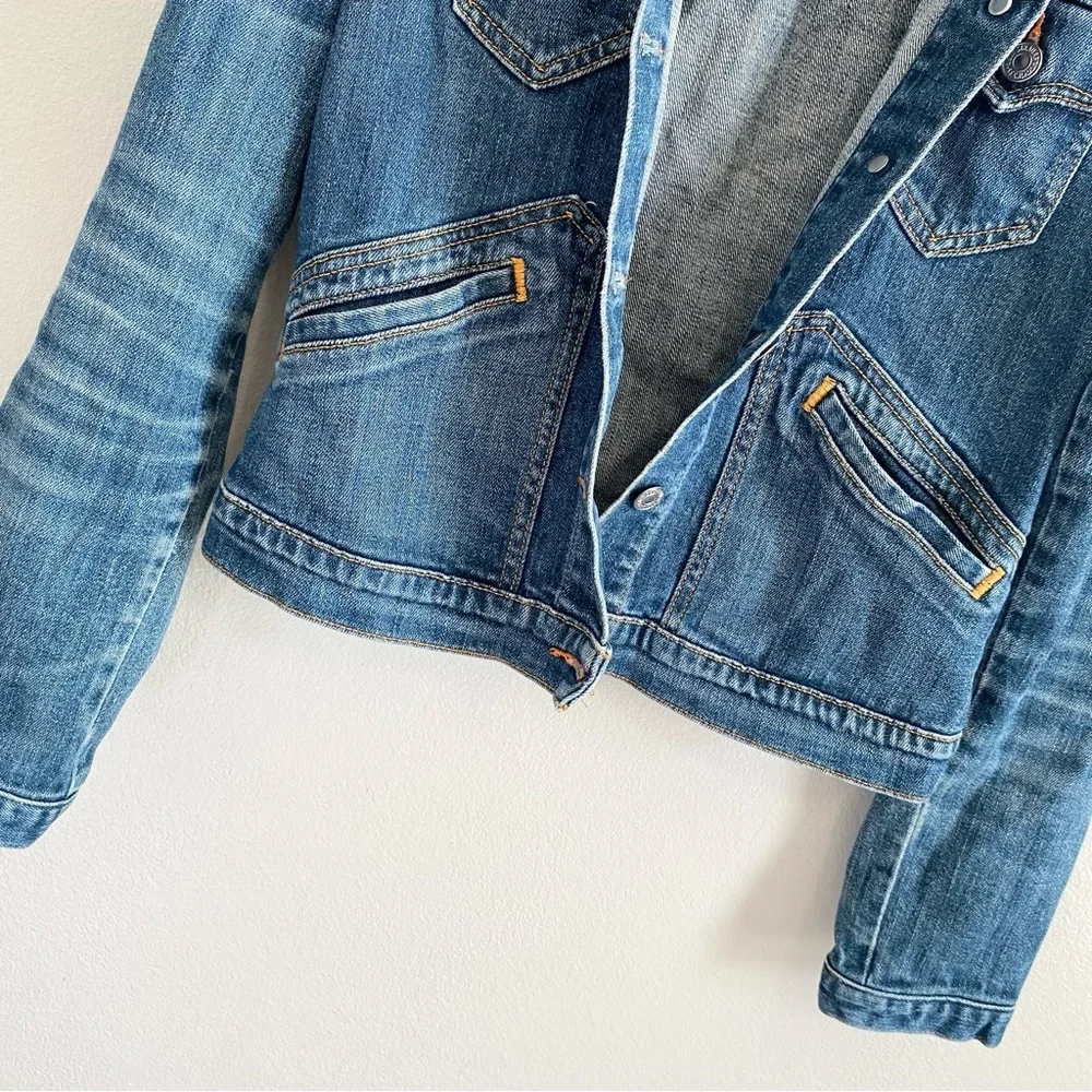Levi's Blue Denim Cotton Blend Jean Jacket Size Medium JR - Picture 2 of 5